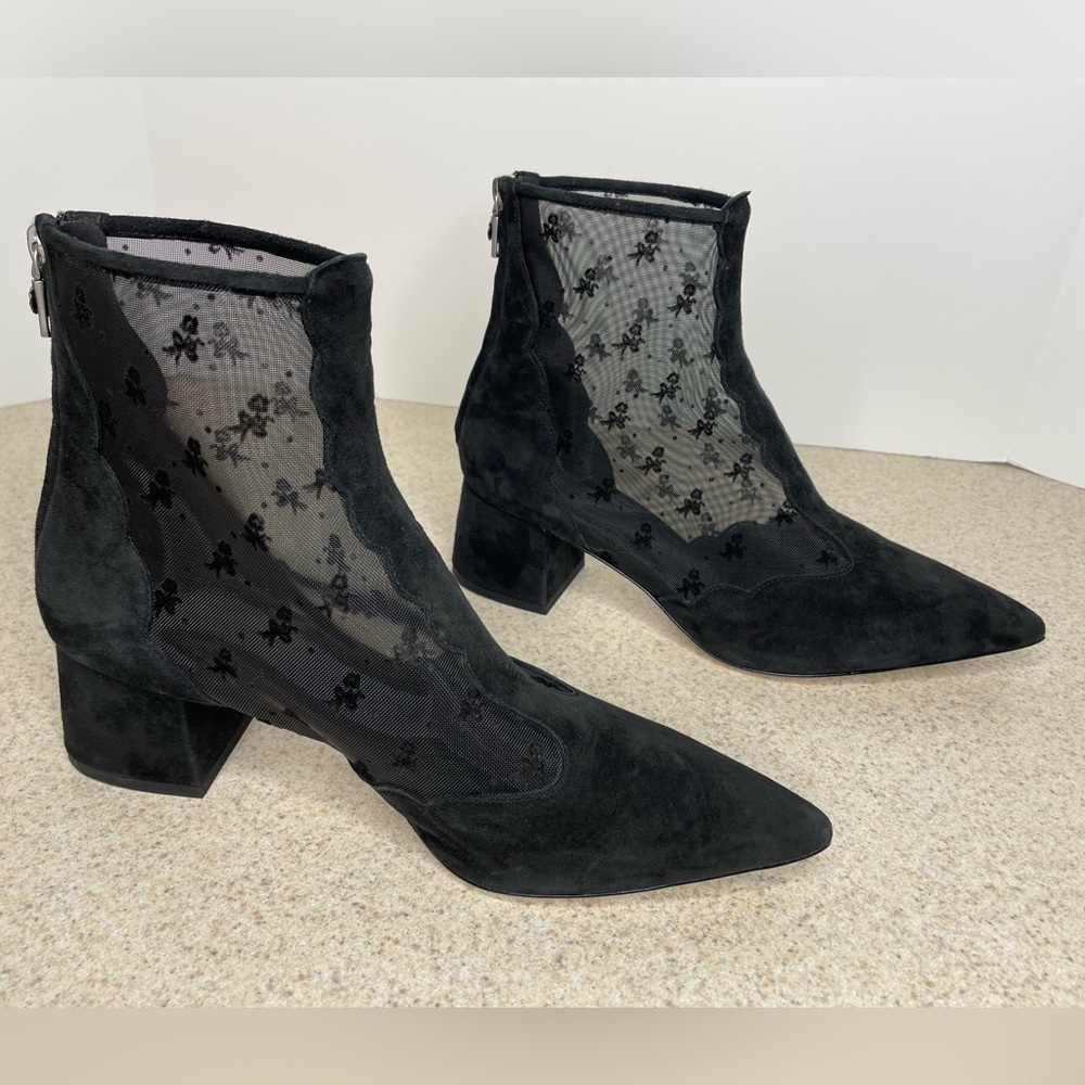 NWOT Coach Skyler Ankle Booties With Tea Rose Mesh Size 9.5